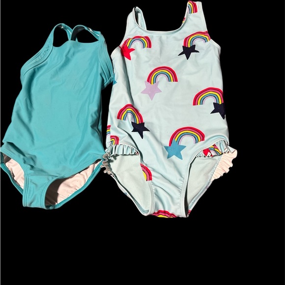 Two girl size 3-4T swim 🏊🏽‍♂️ suits - Picture 1 of 2